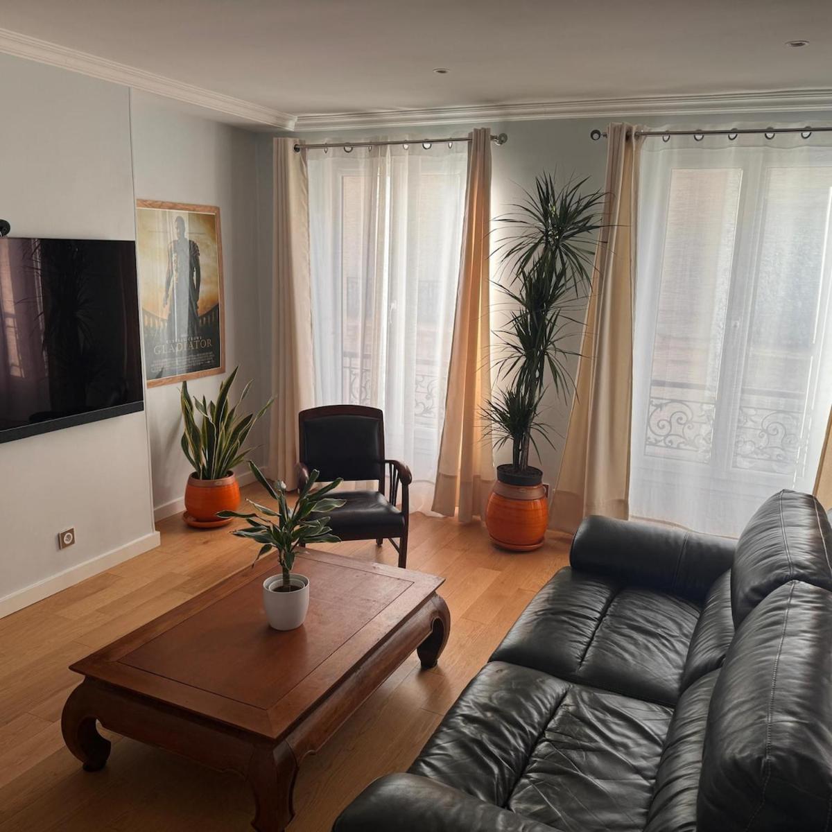 Bastille Near Monument 3p 2 Beds Space Apartment